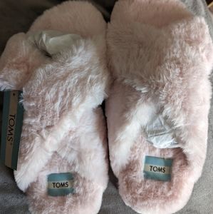 Women's slippers